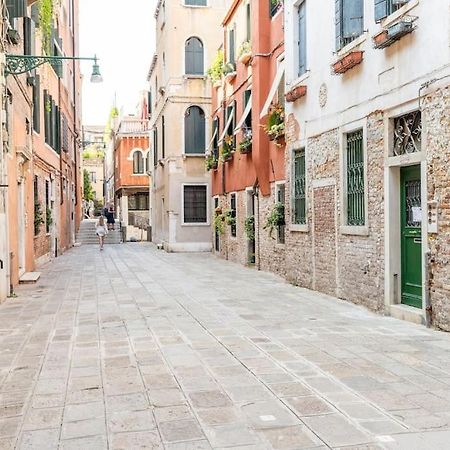 Dream'S Door With Canal View In Veneza Exterior foto