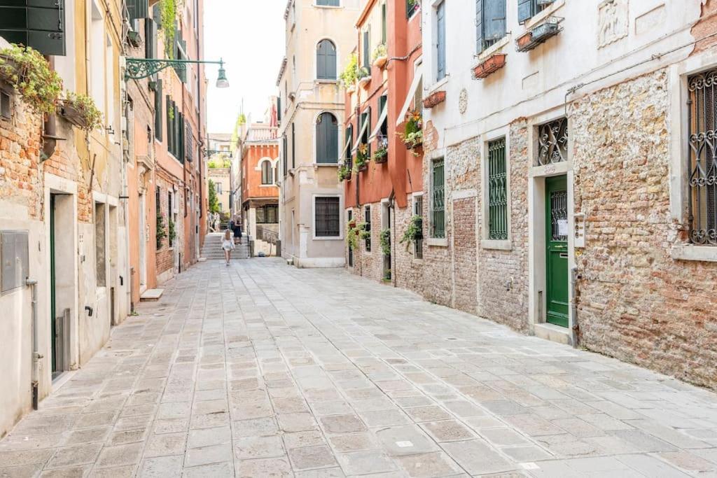 Dream'S Door With Canal View In Veneza Exterior foto